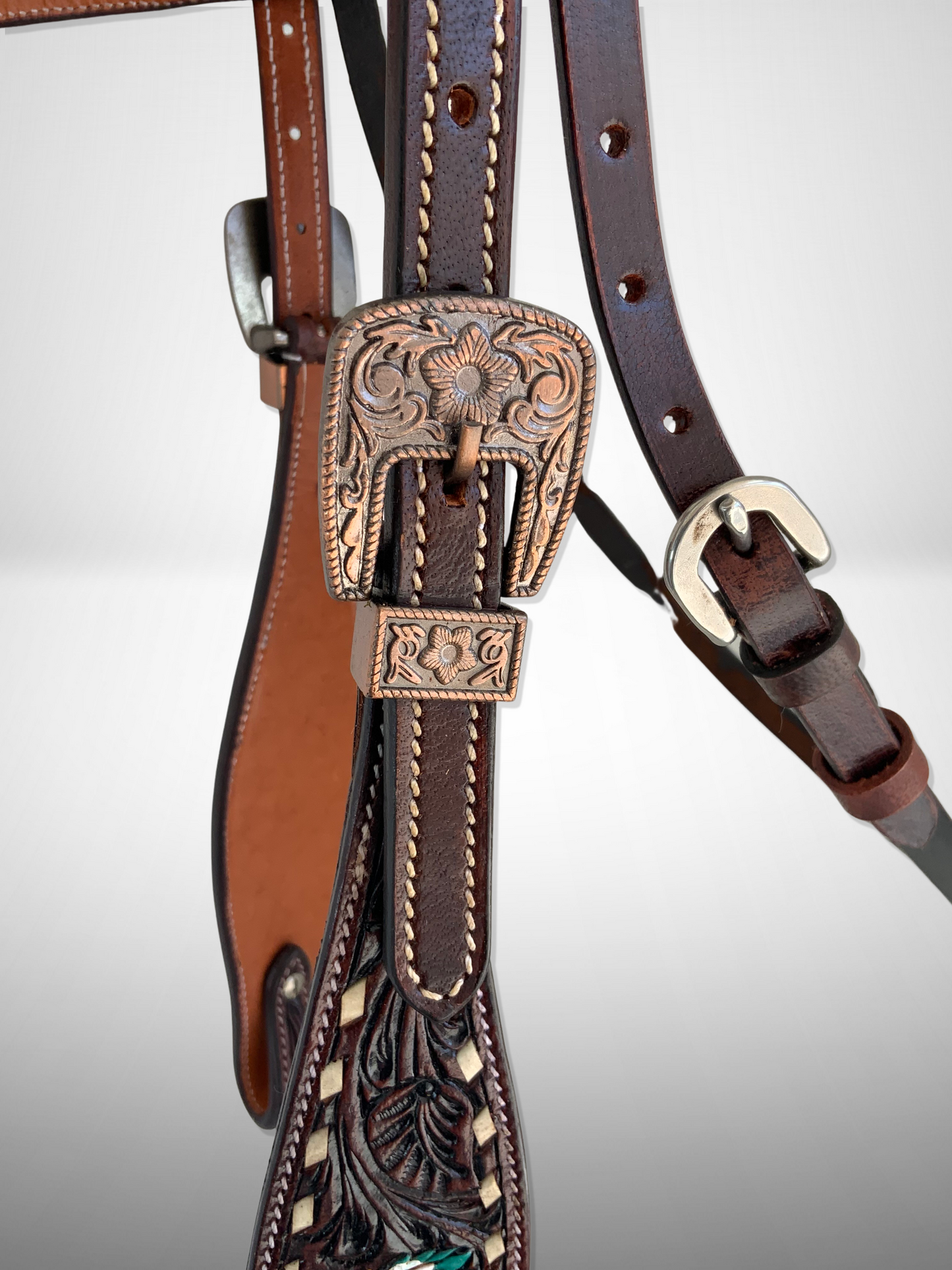 Cabezadas para Caballo “Vintage con Penacho” SG Pro.